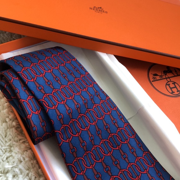 Hermès like new tie - Picture 14 of 15